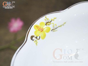 Bát tô hoa men trắng vẽ hoa Mai vàng, đường kính 22cm