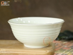 Bát tô men kem vẽ hoa đào đỏ, 18cm