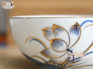 Bát tô men trắng hoa Sen tràm cổ vẽ vàng 24k, đường kính 16cm