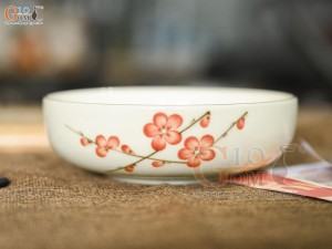 Bát tô nhật men kem vẽ hoa Đào đỏ, đường kính 18cm
