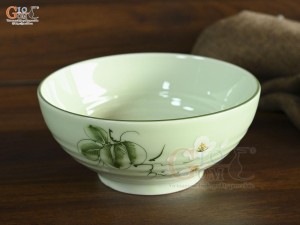 Bát tô nông dáng khum men ngọc vẽ hoa Bưởi trắng, đường kính 16cm