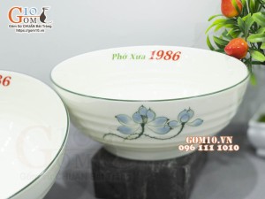 Bát tô nông men kem vẽ hoa sen xanh 20cm, in logo