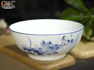 Bát tô nông men trắng vẽ hoa sen tràm, đường kính 16cm