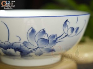 Bát tô nông men trắng vẽ hoa sen tràm, đường kính 16cm