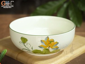 Bát tô sâu men kem vẽ hoa Sen vàng, đường kính 18cm