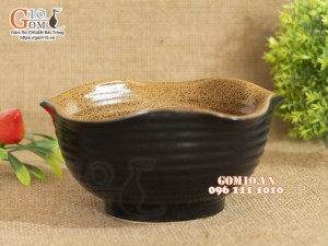 Bát tô sâu miệng lượn gốm vàng, đường kính 14cm