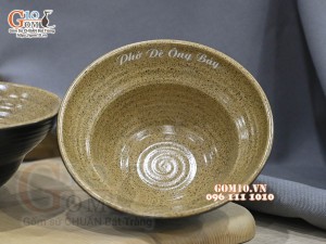 Bát tô yêu gốm vàng in logo Phở Dê Ông Bảy