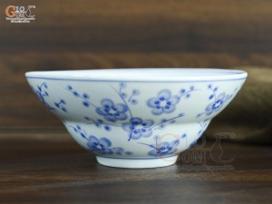 Bát tô yêu men lam vẽ hoa đào xanh, đường kính 16cm