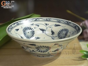 Bát tô yêu men rạn họa tiết hoa cúc, đường kính 20cm