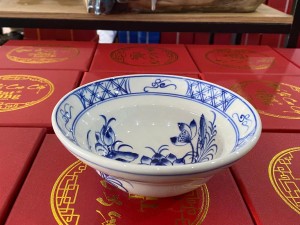 Bát tô yêu men tràm cổ vẽ sen xanh, 15cm