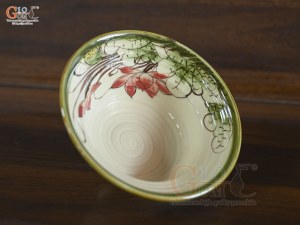 Bát tô yêu men vuốt vẽ Sen đỏ, đường kính 16cm