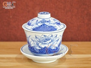 Bát trà sâm men lam cổ vẽ Sen Tài Lộc, đường kính 10cm