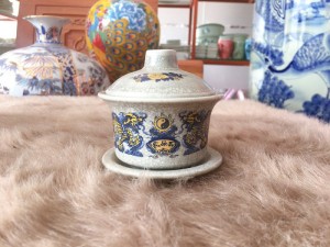 Bát trà sâm men rạn Phúc Lộc Thọ s3