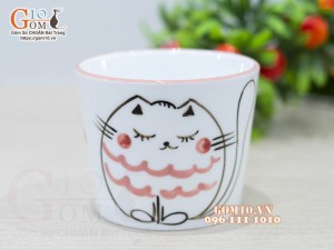 Bát trụ đứng men trắng vẽ Mèo Ú chỉ hồng, đường kính 10cm