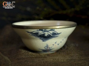 Bát yêu men rạn cổ bọc đồng cảnh Sơn Thủy, đường kính 12cm