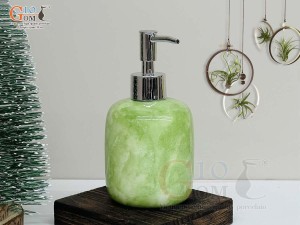 Bình đựng dầu gội, sữa tắm dáng tròn thấp men đá màu xanh lá, 350ml