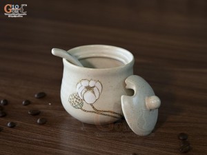 Bình đựng gia vị men kem tấm vẽ Bạch Liên