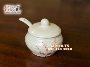 Bình đường men gốm trắng vẽ hoa đào đỏ