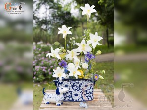 Bình hoa dáng ang men lam vẽ hoa Phù dung băng, 35x15cm