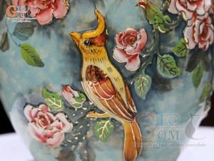 Bình hoa dáng cổ nhọn men loang xanh đắp nổi Chim Hoa vẽ vàng 24k, cao 40cm