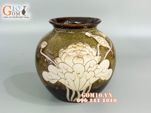 Bình hoa dáng ống loe men đơn sắc khắc sen 22cm