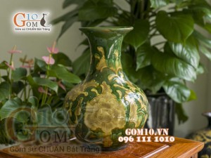 Bình hoa dáng tỏi men màu khắc hoa sen, cao 37cm