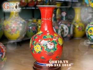 Bình hoa nền đỏ dáng tỏi vẽ công đào 60cm