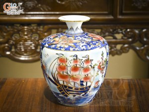 Bình hút lộc dáng cao men lam nhị cảnh Thuận Buồm Xuôi Gió - Công Đào vẽ vàng 24k, cao 28cm