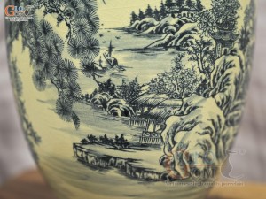 Bình hút lộc dáng no đủ họa tiết Sơn Thủy Hữu Tình, cao 32cm