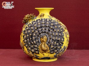 Bình hút lộc đắp nổi Công Danh Phú Quý, nền vàng, cao 35cm in logo quà tặng