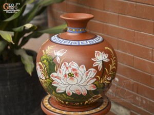 Bình hút lộc gốm đất đỏ khắc nổi Chim Hoa, cao 34cm