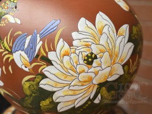 Bình hút lộc gốm đất đỏ khắc nổi Chim Hoa, cao 34cm