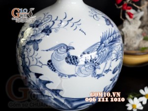 Bình hút lộc men chàm vẽ chim hoa, cao 23cm