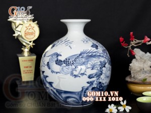 Bình hút lộc men chàm vẽ chim hoa, cao 23cm