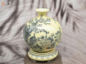 Bình hút lộc men cổ họa tiết Công Danh Phú Quý, cao 30cm (cả đế)
