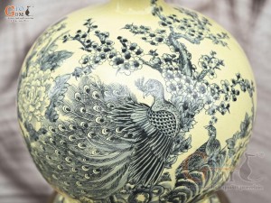 Bình hút lộc men cổ họa tiết Công Danh Phú Quý, cao 30cm (cả đế)