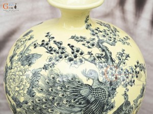 Bình hút lộc men cổ họa tiết Công Danh Phú Quý, cao 30cm (cả đế)