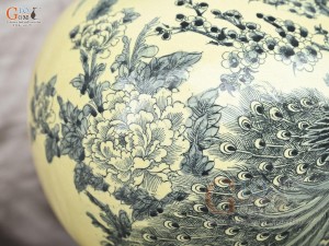 Bình hút lộc men cổ họa tiết Công Danh Phú Quý, cao 30cm (cả đế)