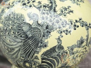 Bình hút lộc men cổ họa tiết Công Danh Phú Quý, cao 30cm (cả đế)