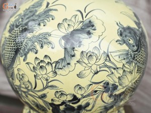 Bình hút lộc men cổ họa tiết Liên Niên Hữu Dư, cao 40cm (cả đế)