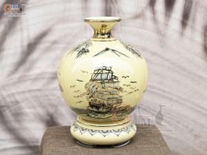 Bình hút lộc men cổ họa tiết Thuận Buồm Xuôi Gió vẽ vàng 24k, cao 40cm (cả đế)