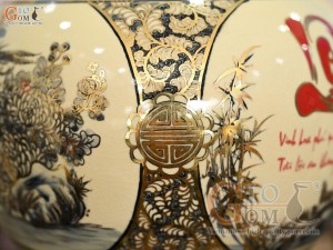 Bình hút lộc men cổ họa tiết Tứ Cảnh Vinh Hoa Phú Quý chữ Lộc vẽ vàng 24k, cao 36cm (cả đế)