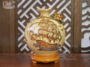 Bình hút lộc men hoàng tộc đắp nổi Thuận Buồm Xuôi Gió vẽ vàng 24k, cao 30cm