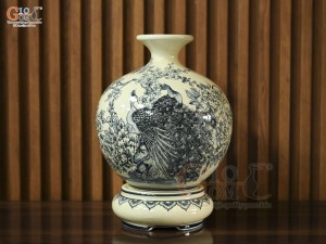 Bình hút lộc men hoàng tộc họa tiết Công Danh Phú Quý, cao 30cm