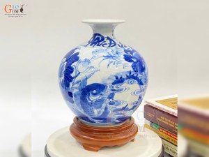 Bình hút lộc men lam cổ vẽ Chép Sen Phúc Đức, cao 22cm