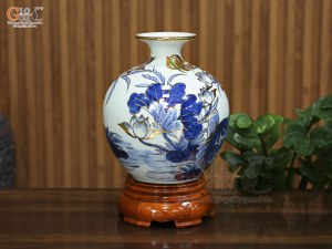 Bình hút lộc men lam cổ vẽ Chép Sen Phúc Đức vẽ vàng, cao 22cm
