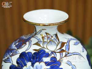 Bình hút lộc men lam cổ vẽ Chép Sen Phúc Đức vẽ vàng, cao 22cm