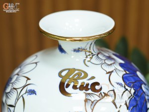 Bình hút lộc men lam cổ vẽ hoa Sen chữ Phúc vẽ vàng, cao 22cm