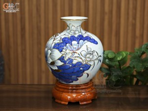 Bình hút lộc men lam cổ vẽ hoa Sen chữ Phúc vẽ vàng, cao 22cm