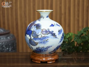 Bình hút lộc men lam cổ vẽ Mã Đáo Thành Công vẽ vàng, cao 25cm